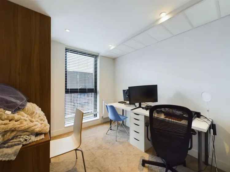 2 Bedroom Penthouse Apartment Brayford Marina Investment Opportunity