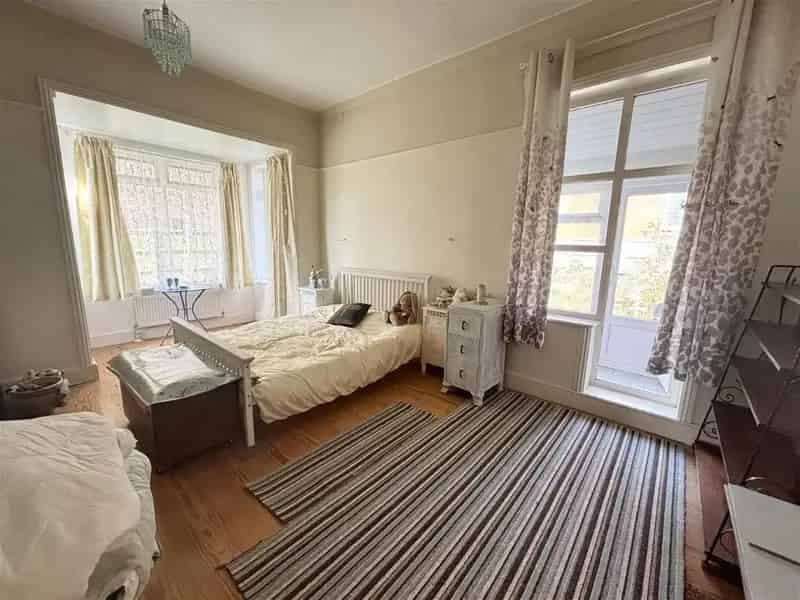 3 Bed Bungalow For Sale
