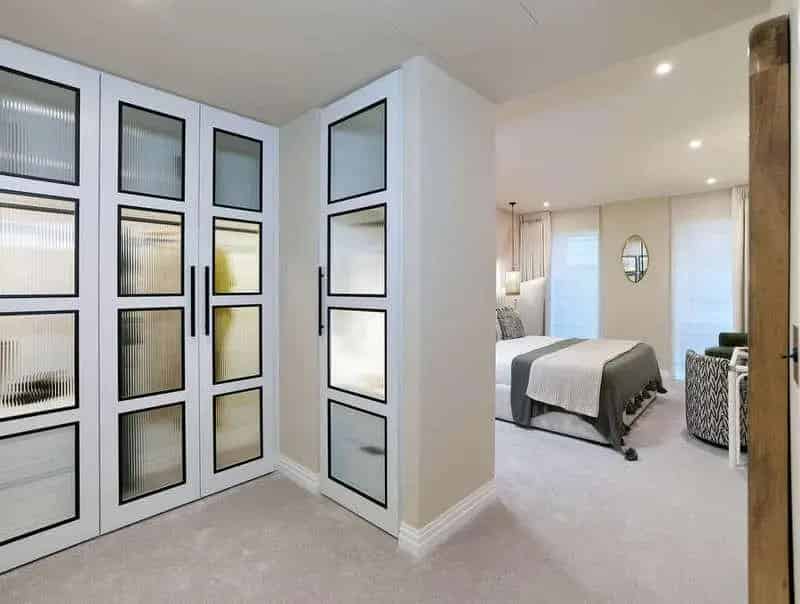 2 Bed Flat for Sale Panoramic City Views King's Road Park