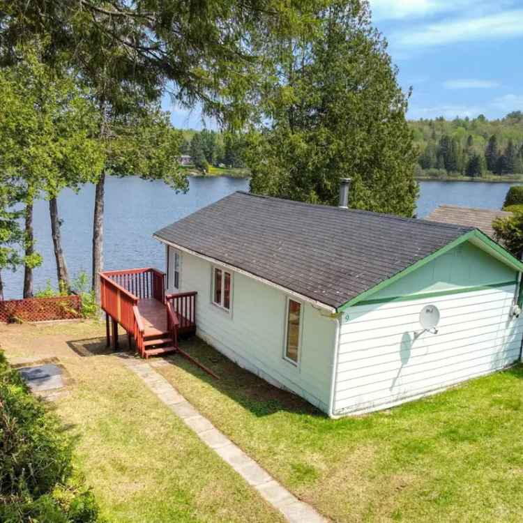 Lakefront Chalet 2 Bedrooms Rustic Charm