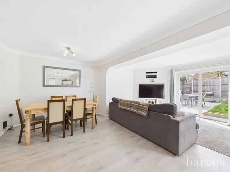 5 Bedroom Terraced House for Sale Warwick Road