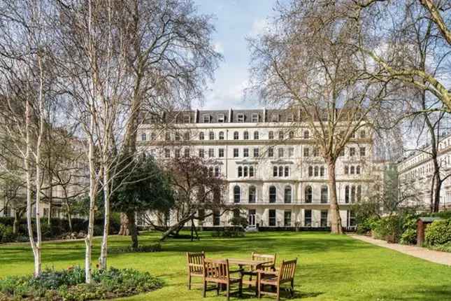 Flat to rent in Kensington Gardens Square, London W2