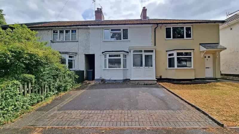 2 Bedroom Terraced House for Sale Glastonbury Road