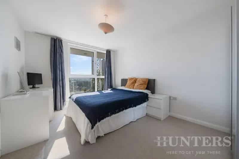 1 Bedroom Flat For Sale in Hale Village Walthamstow