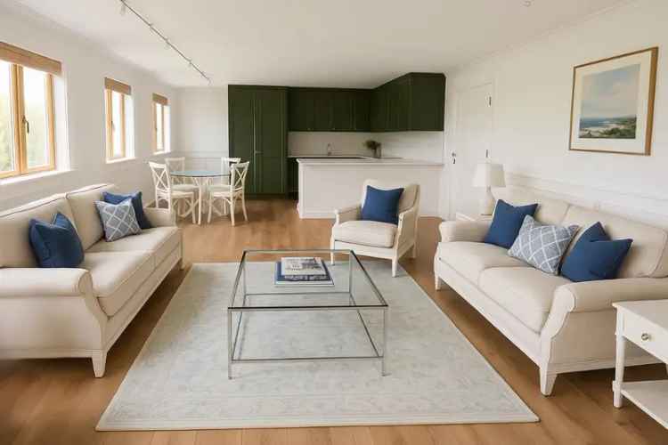 Executive Apartment Central Milton Keynes - First Floor - 2 Parking Spaces