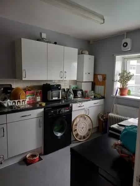 2 Double Bedroom House Near Schools and Play Park