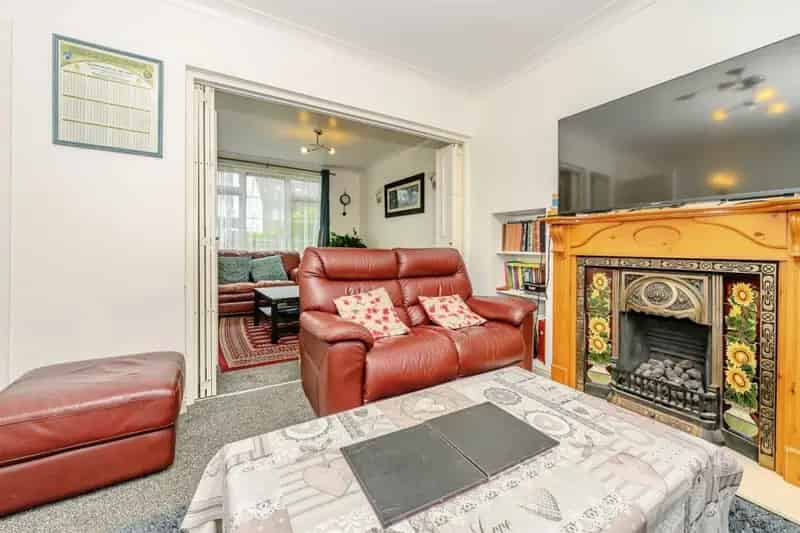 Three Bedroom Semi Detached Family Home Hobbs Hill Road