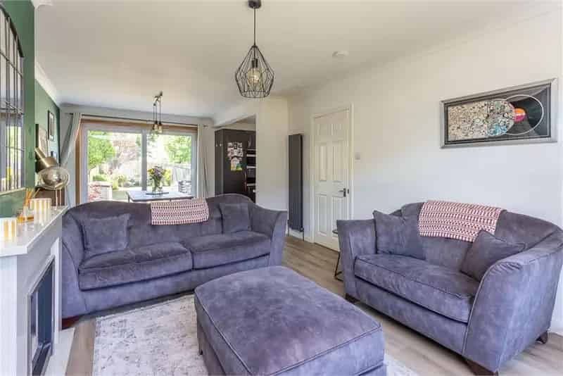 3 Bed Semi Detached House with Home Office and Southwest Garden