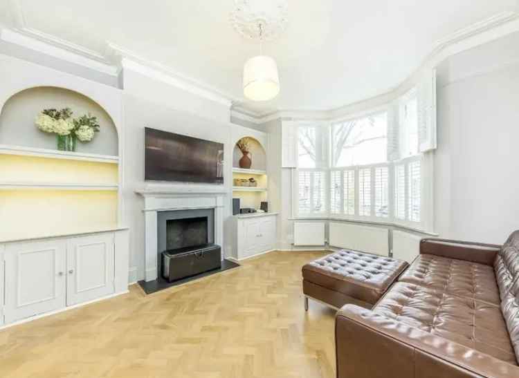 Four Double Bedroom Victorian House Between Commons