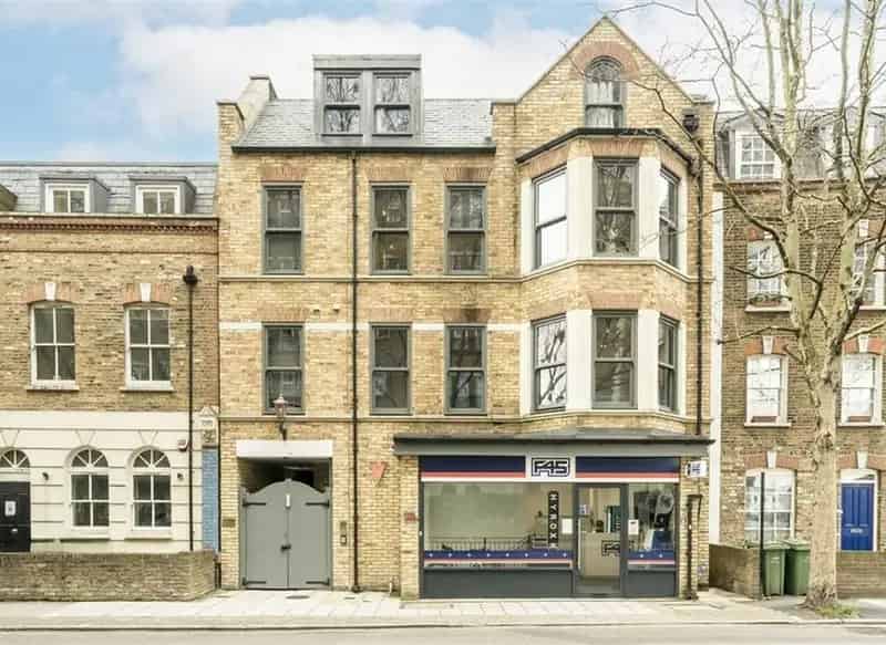 Two Double Bedroom Period Property with Outdoor Space