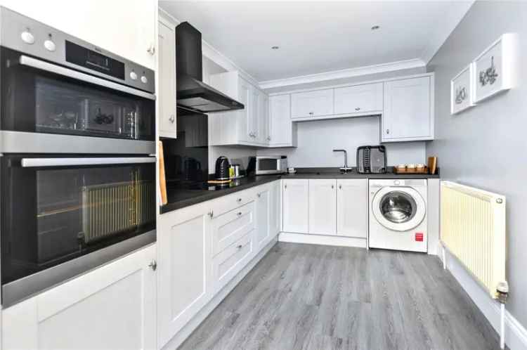 Elegant 2-Bed Apartment in Sandal Grange with Stunning Views