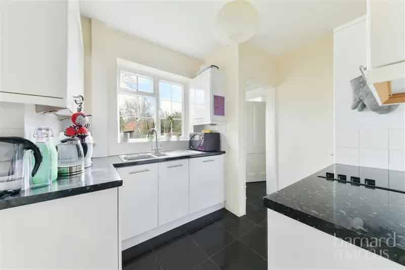 2 Double Bedroom House Near Barnes Station Zero Deposit Guarantee