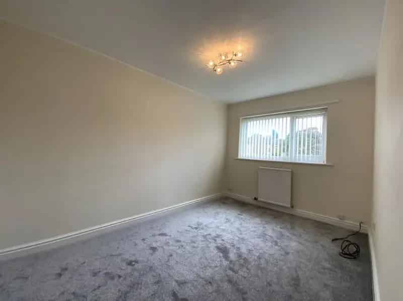 3 Bed End Terrace House for Sale - Modern Kitchen & Bathroom