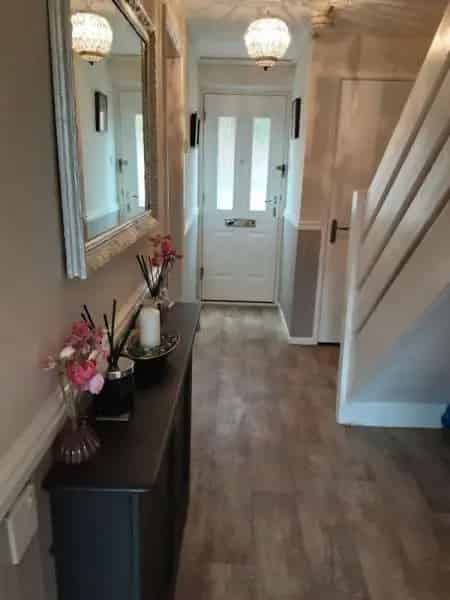 Two Bedroom House Near Docklands Marina