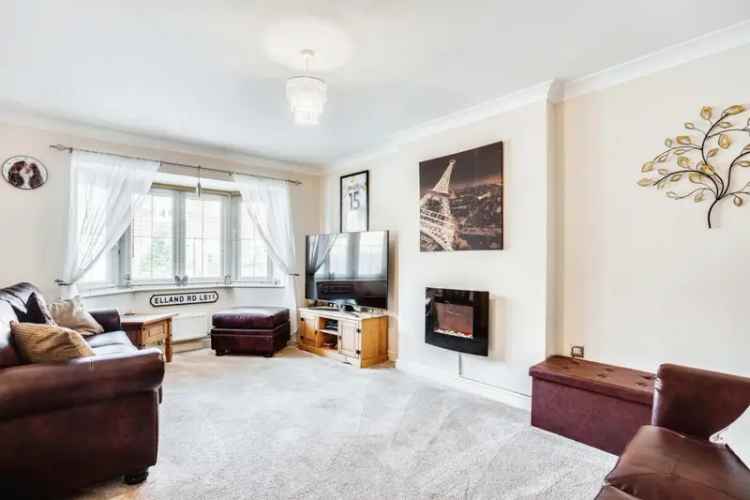 4 Bed Family Home Near Wakefield City Centre