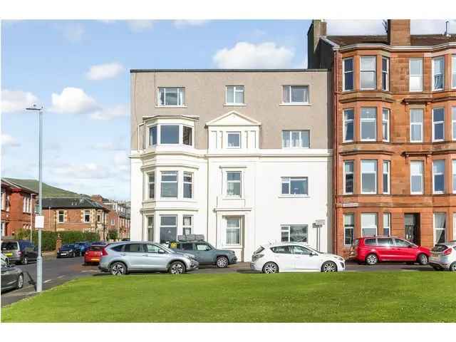1 Bedroom Flat for Sale in Largs with Sea Views and Private Garage