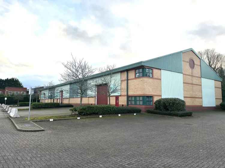 Industrial For Rent in Warwick, England