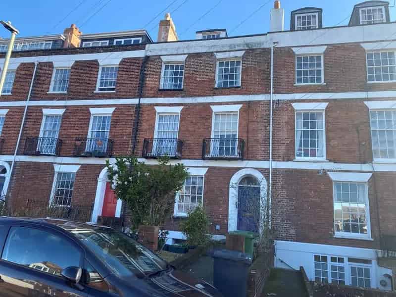 2 Bedroom Apartment for Sale