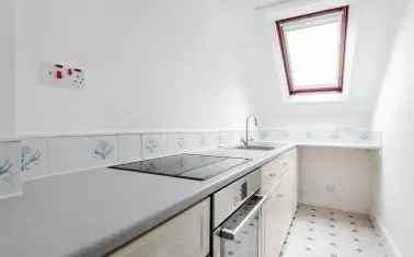 1-Bed Apartment Yelverton Dartmoor 155 Year Lease