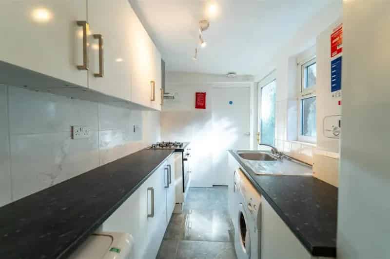 4 Bed 2 Bath Student Property 2025 2026 Academic Year