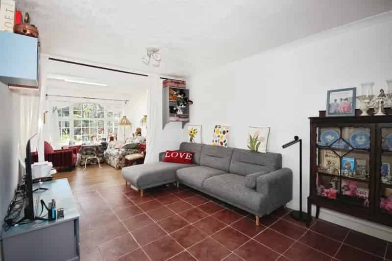 Spacious 4-Bed Semi-Detached Home with Garden and Driveway