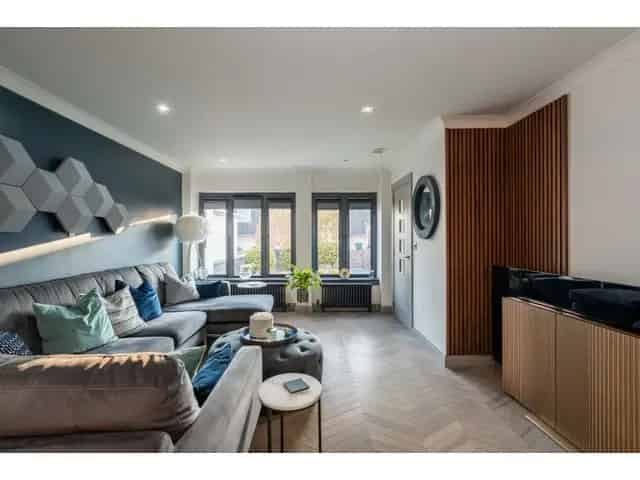2 Bedroom End-Terraced House for Sale in Trinity, Edinburgh
