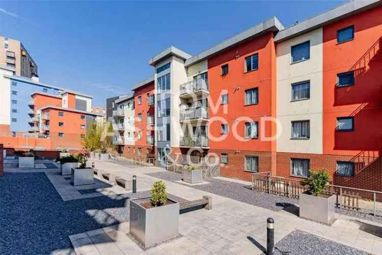 2 Bedroom Flat for Sale in Barking