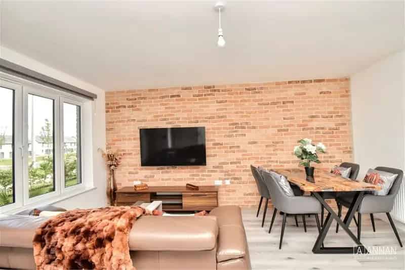 3 Bed Semi-Detached House Prestonpans