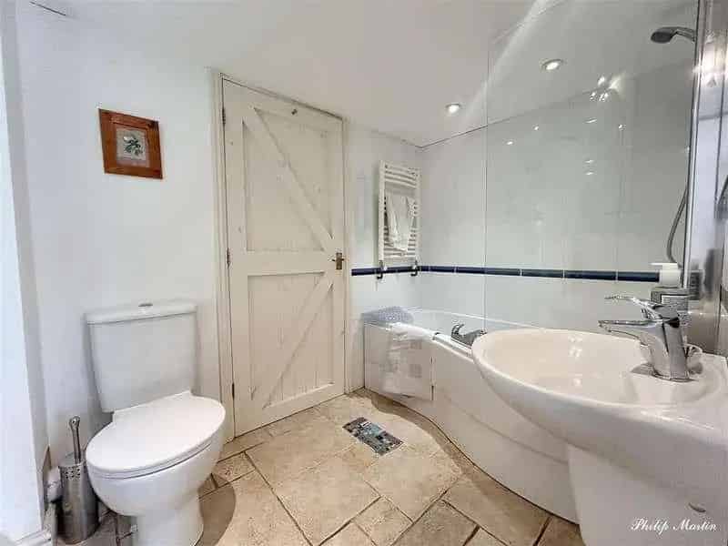 3 Bed Extended Character Cottage For Sale