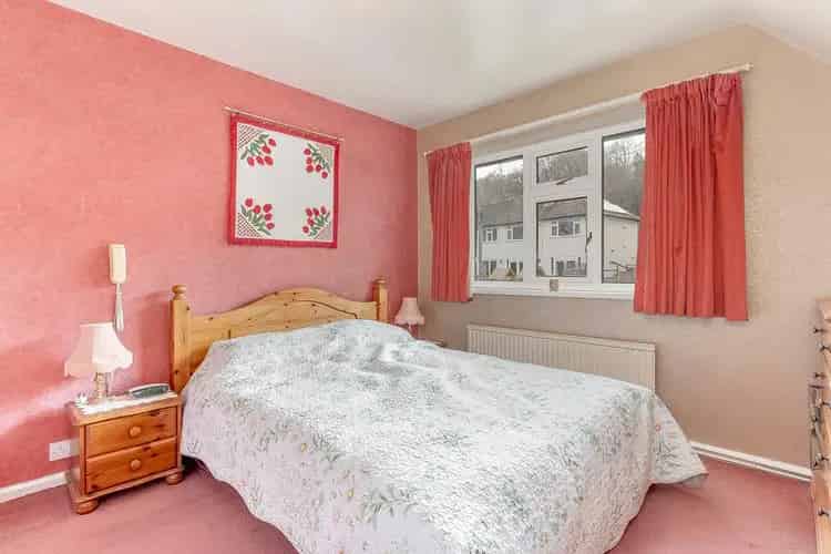 3 Bed Semi-Detached House For Sale