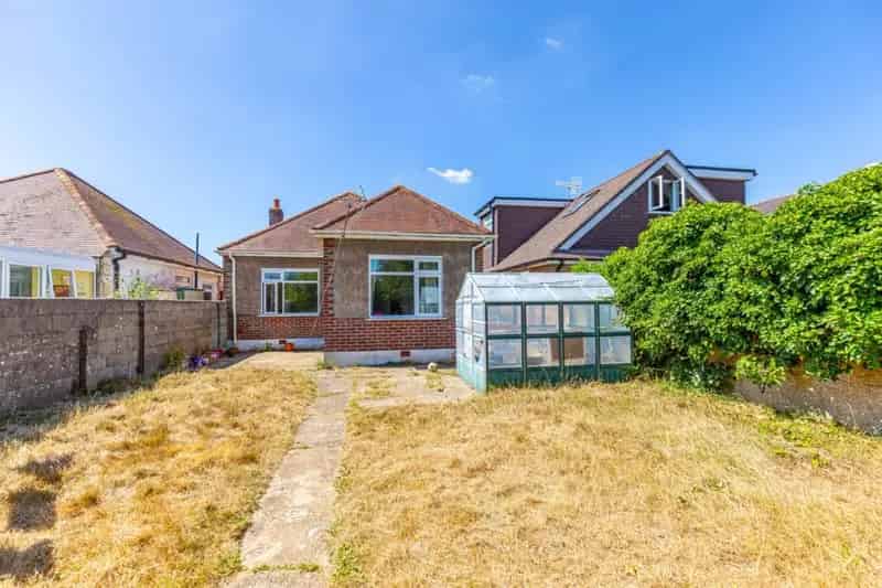 3 Bedroom Bungalow For Sale Northbourne