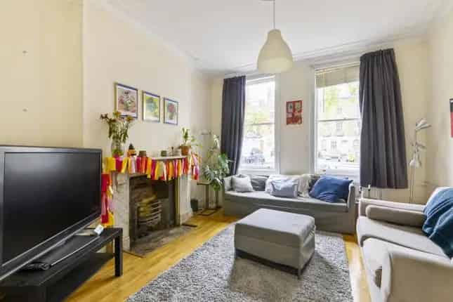 Six Bedroom House for Sale in Clerkenwell London