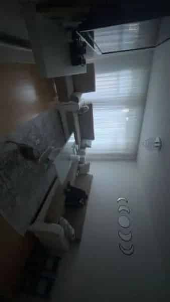 2 Bedroom House with Big Garden and Shed