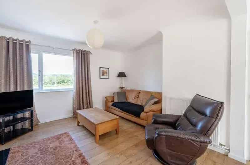 3 Bed House for Sale in Tewkesbury's Northway