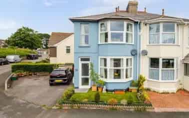 Ground Floor Edwardian Apartment Dartmouth 2 Beds Parking