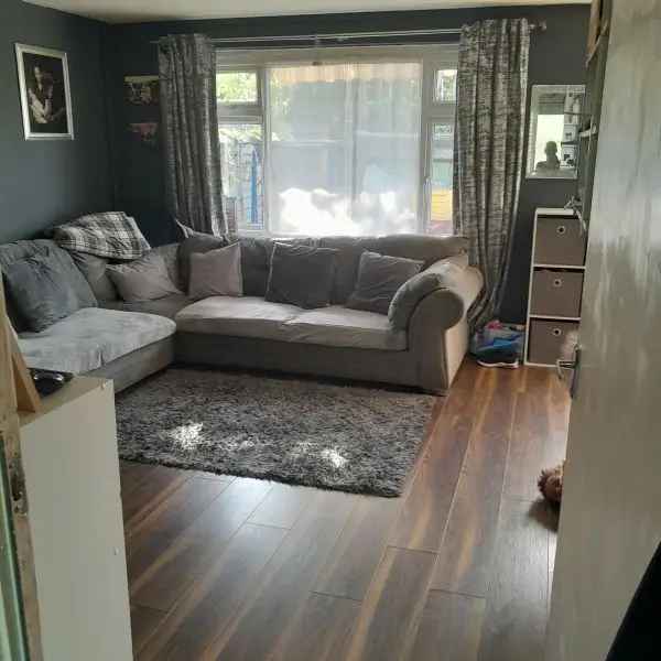 House For Rent in London, England