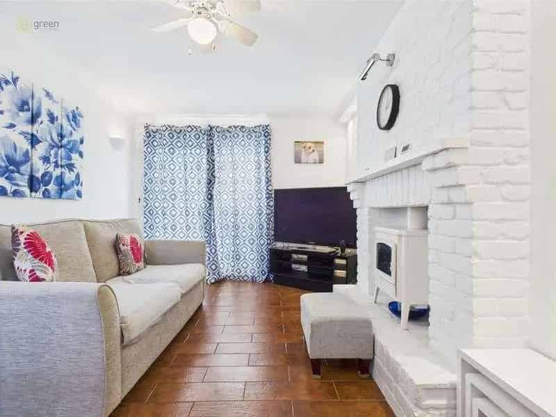 3 Bed House for Sale Waterloo Avenue