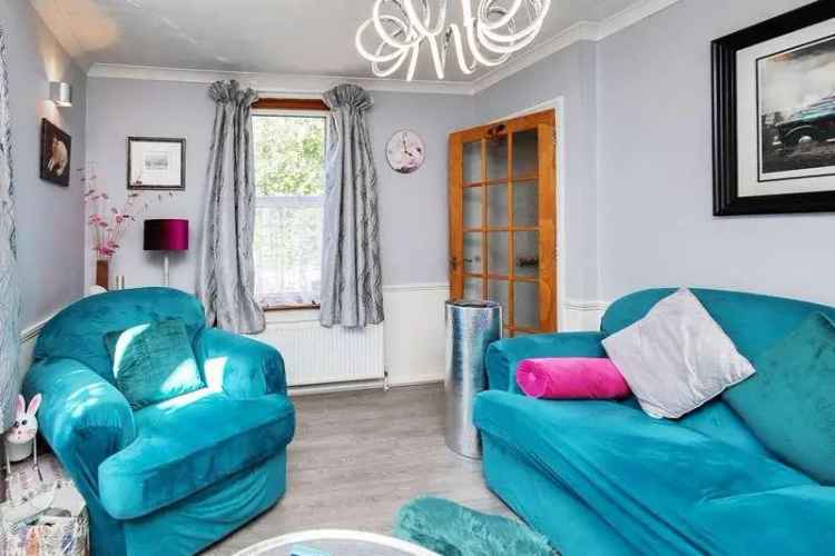3 Bed Victorian House for Sale Near Station and Schools