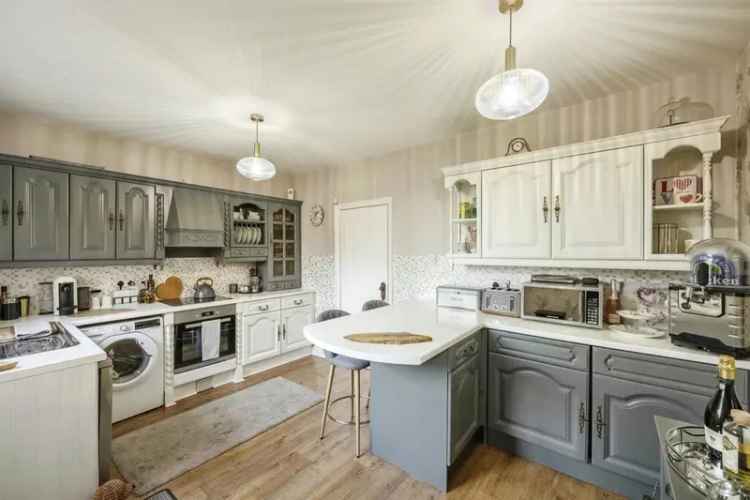 3 Bedroom Detached Executive House Wath Upon Dearne
