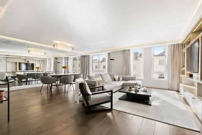 Flat for Sale in Ebury Street Knightsbridge SW1W