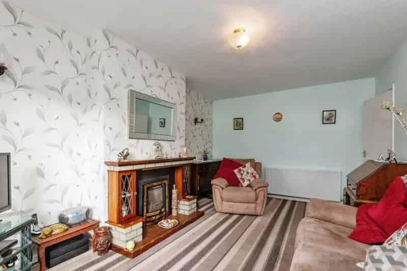 Semi Detached Dormer Property with Extension Potential