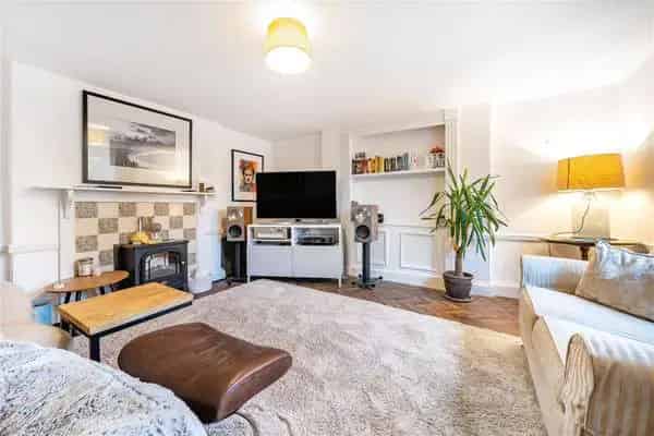 Castle House Halesworth: Elegant Georgian Townhouse with Annexe