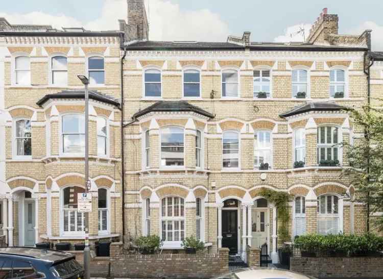 Clapham Junction Family Home Near Northcote Road