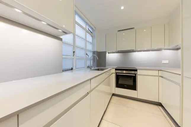 Flat to rent in Sloane Street, London SW1X