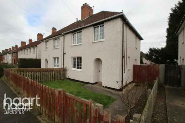 3 bedroom semi-detached house for sale