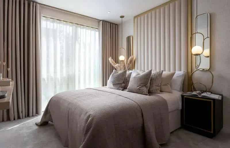 3 Bed Flat for Sale Near Elizabeth Line