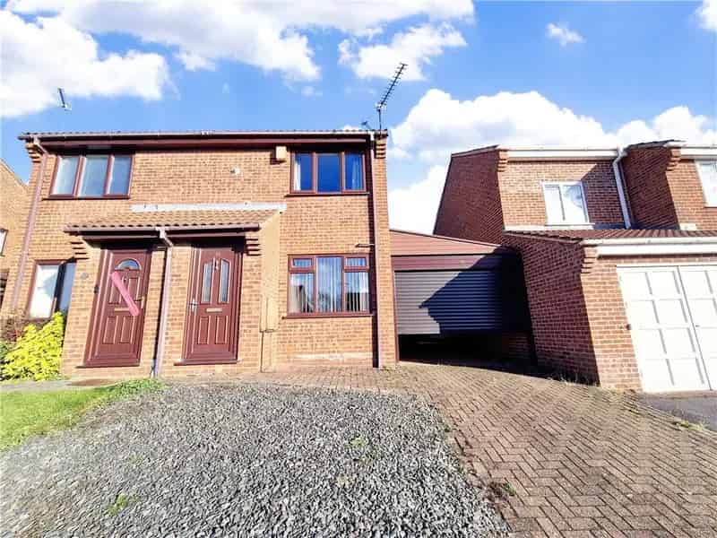 2 Bedroom Semi Detached House for Sale