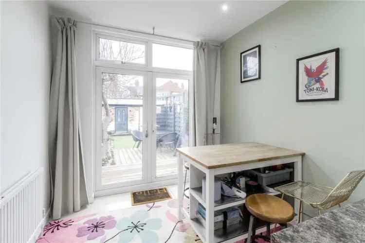 3 bedroom house in Northampton