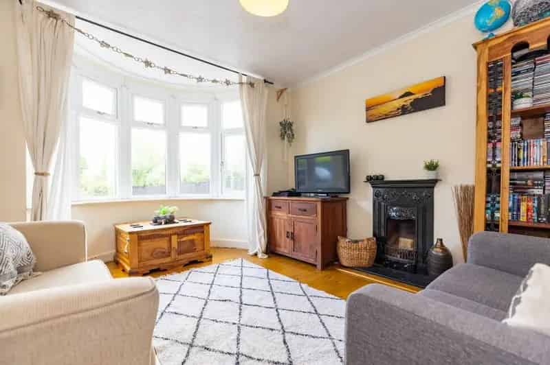 3 Bedroom Semi Detached House Ryton on Dunsmore Warwickshire