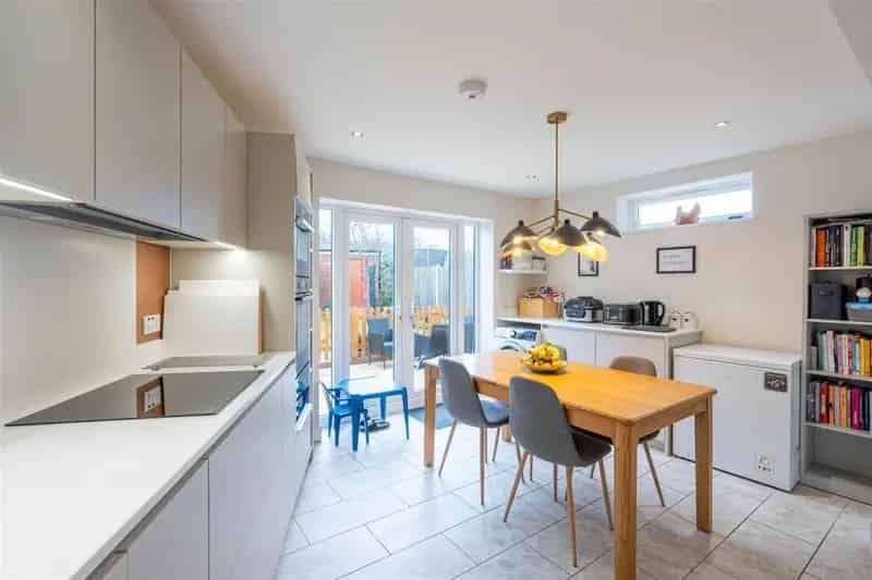 5 Bedroom Semi-Detached House For Sale Pheasey Estate